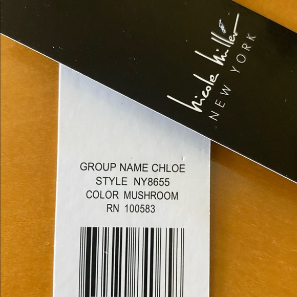 Nicole Miller Wristlet Wallet - Picture 4 of 4